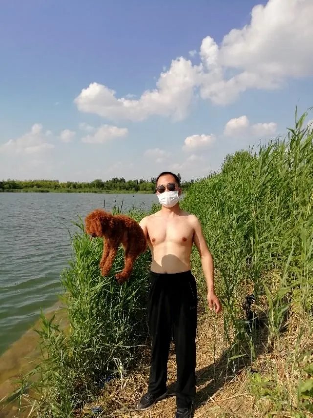 狗为什么会有食粪症的表现？它会觉得臭吗？