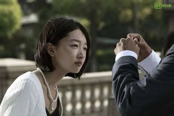 《魔都风云》中演员的表演怎么样？