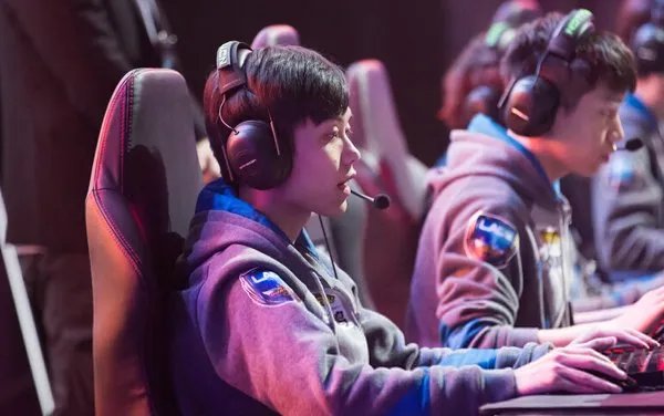 LOL EDG和SKT谁更强 EDG和SKT位置能力对比