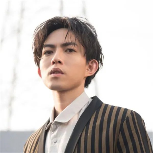 为什么说林宥嘉是渣男很花心吗 邓紫棋炮轰林宥嘉原文为什么分手