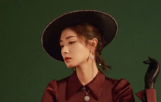 都说万茜的男友团很强大，究竟有多强大让观众惊讶？