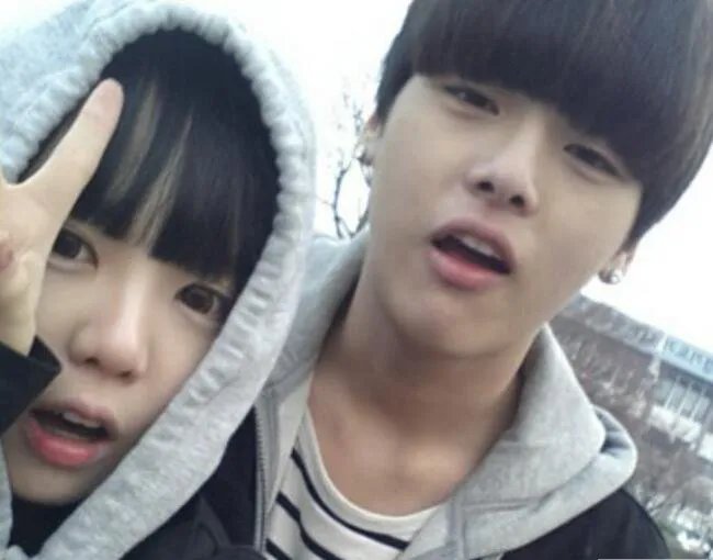 洪瑛琦李世龙素颜曝光 被称为亚洲四邪术之一