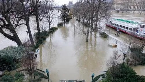 什么原因导致导致河水上涨法国发布洪水橙色预警？