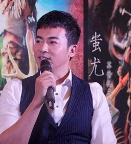 于波个人资料老婆 他的妻子叫什么名字