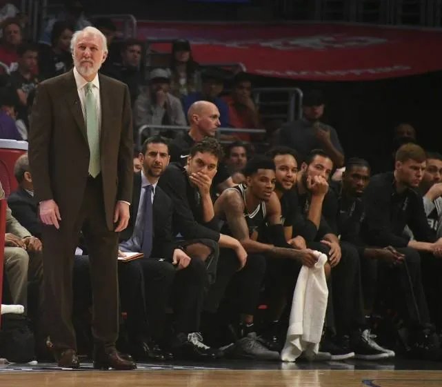 湖人赛季横扫马刺吗？