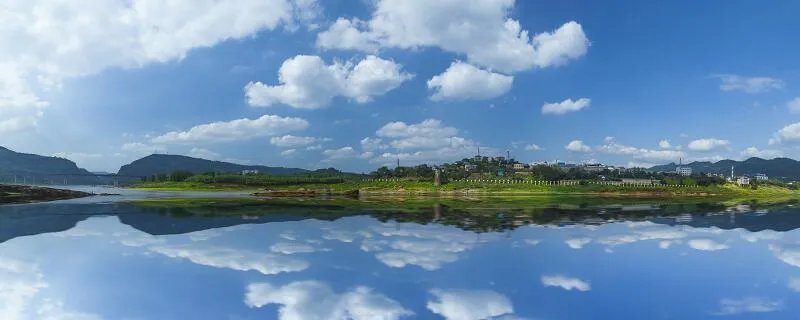 漂浮在空中的一朵云，可能有多重 一朵云到底有多重