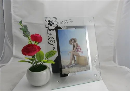 相框玻璃材质的好吗 相框都有哪些材质的