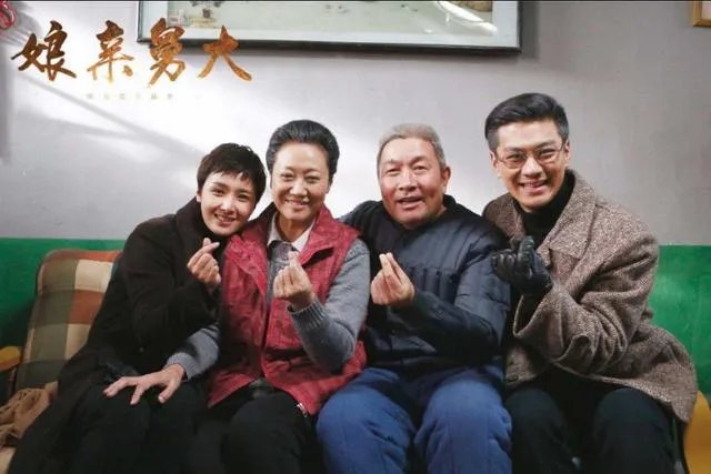 如何评价《娘亲舅大》？