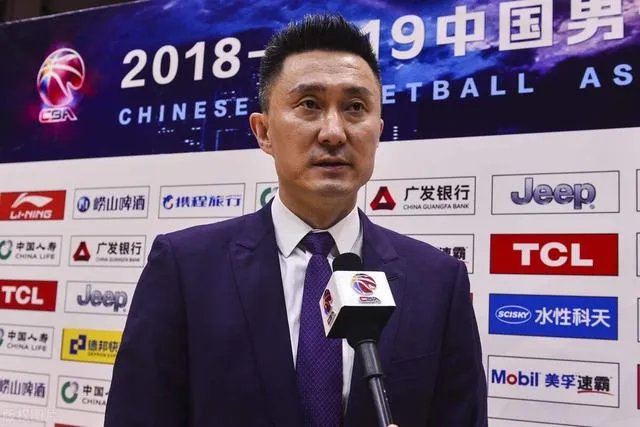 辽宁男篮纸面实力占优，总决赛第一场到底输在了哪里？