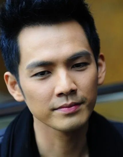 钟汉良和齐芳的儿子被曝光？  两人情史大揭秘