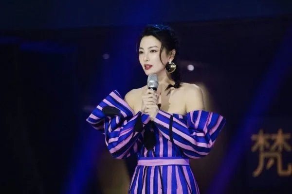 张雨绮把出战机会给张含韵，她为什么对张含韵这么好？