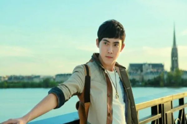 李晟张睿的孩子照片曝光  两人关系亲密形影不离