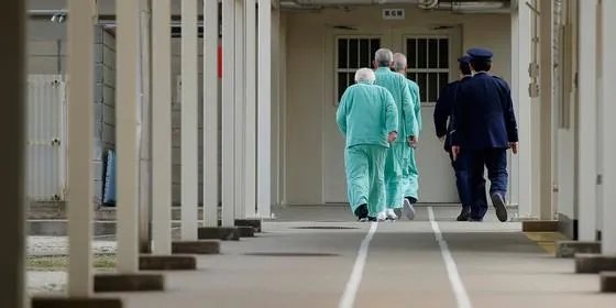 为什么日本老年犯罪严重？