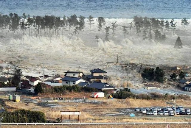 世界十大灾难 宛如世界末日，第一经济损失达两千亿美元