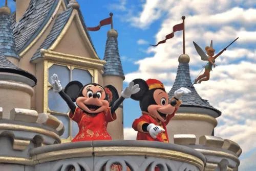 迪士尼计划裁员32000人，这是为何？