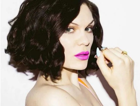 Jessie J退赛原因是什么？