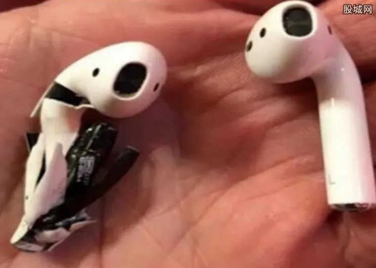 苹果耳机冒出浓烟 有燃烧造成损坏的明显痕迹