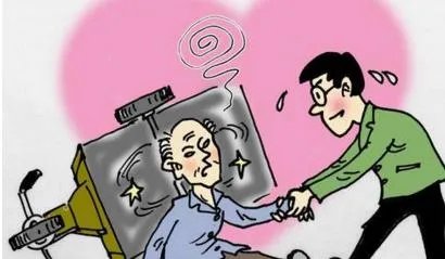 浙江台州一男子撞倒散步老人，撂下工作悉心照顾20多天，你怎么看？