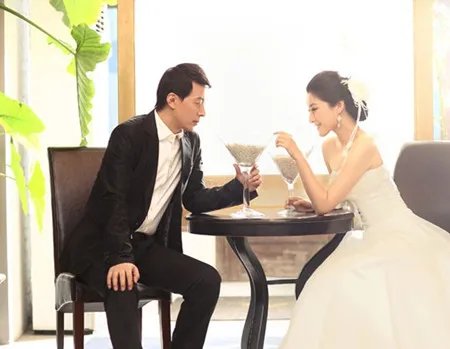 李念结婚照大揭密  曝李念因《蜗居》而成名