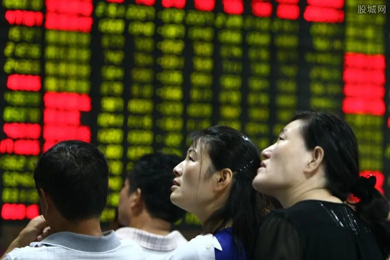 演员起诉视觉中国 国徽事件后视觉中国又出什么事了？