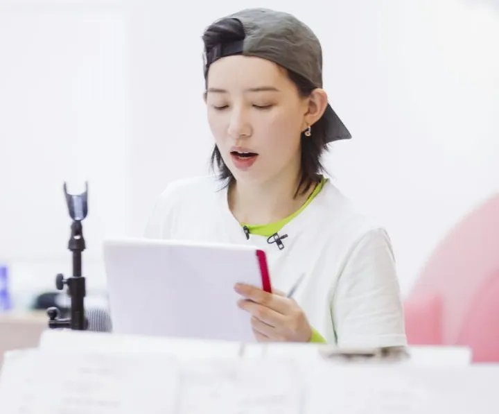 王丽坤在新的小组很开心?如何看待王丽坤这一组?