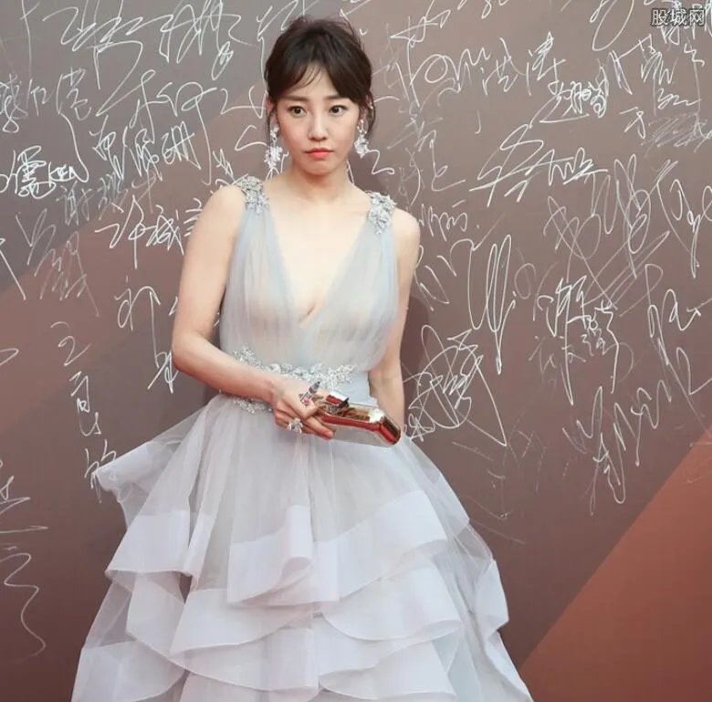 白百何性感写真 话题女王大尺度照片流出