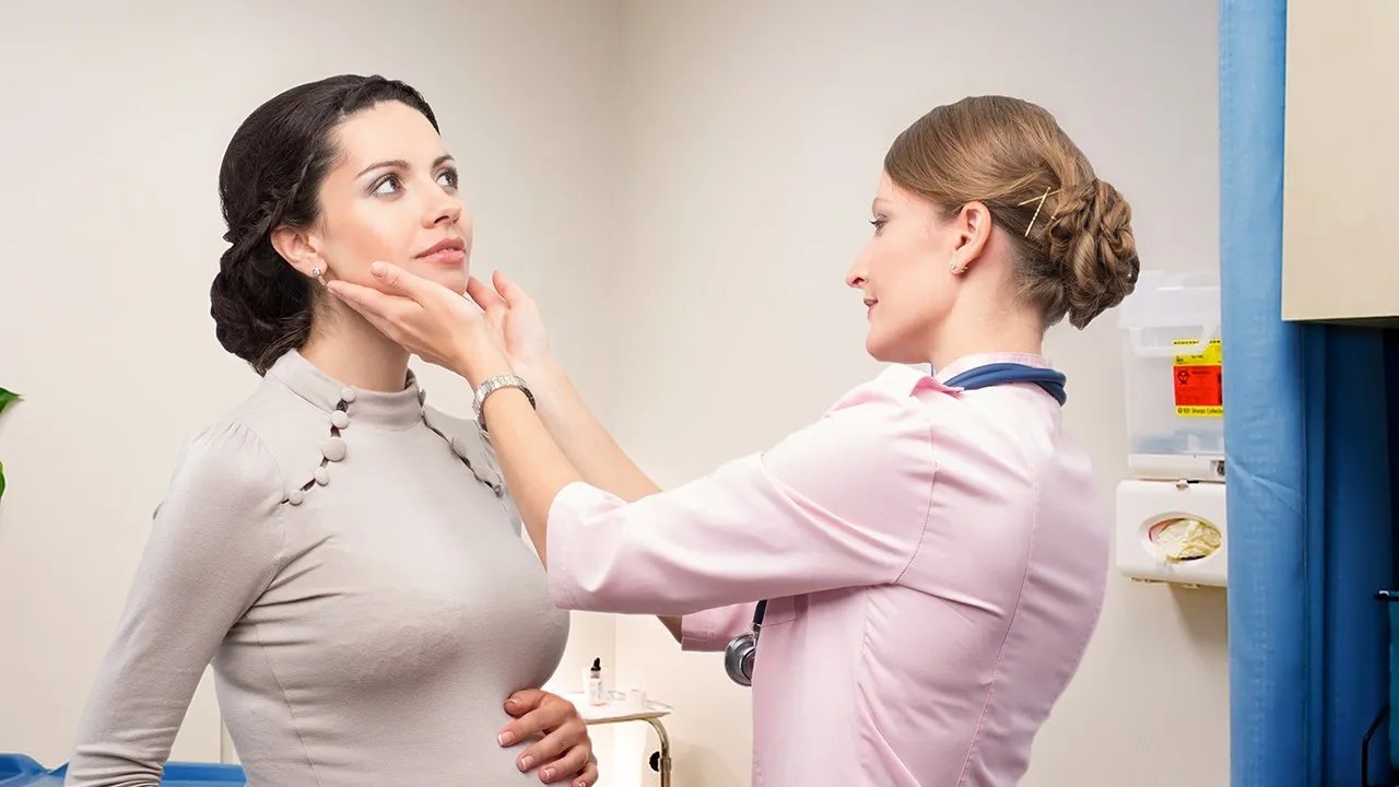 毛孔粗大怎么护肤才是正确的 毛孔粗用什么护肤品好