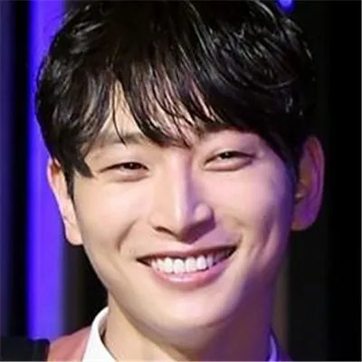 郑珍云富二代身份曝光  父亲是某公司的CEO