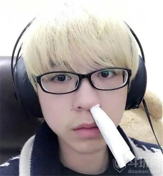 虎牙嗨氏年入千万是真的吗？