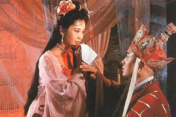 女儿国国王28到66岁的容颜变化，美人如画，她有哪些代表作？