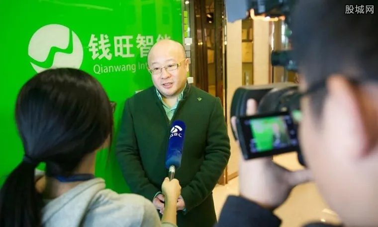 钱宝网骗局揭秘 钱宝网张小雷靠这手段骗了2亿用户