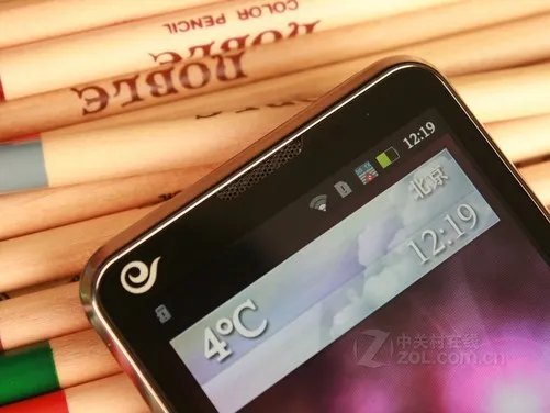 卡哇伊卖萌必备 可爱系时尚女性手机盘点