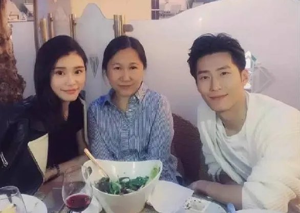 窦骁的现任女朋友是谁 窦骁胸毛生活丰富有爱情洁癖处女情结