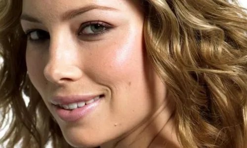 北京假体隆鼻好不好呢