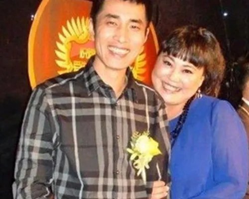 李菁菁老公张金华资料 两人离婚真相曝光