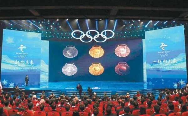 中美混血少女谷爱凌为北京冬奥加油,还有哪些运动健儿为冬奥加油?