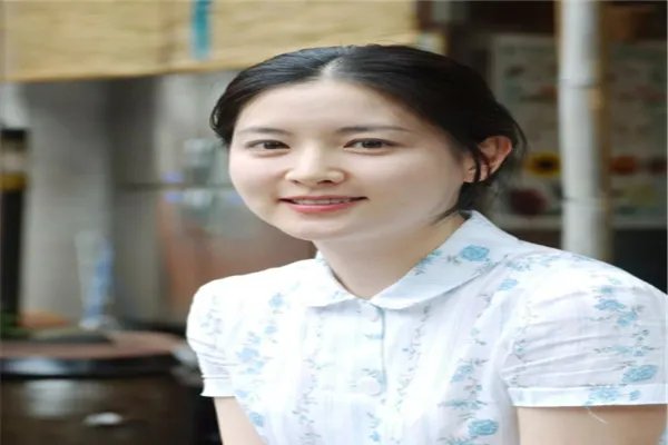 韩国十大国民女神排行榜:金泰熙上榜,李英爱仅第六