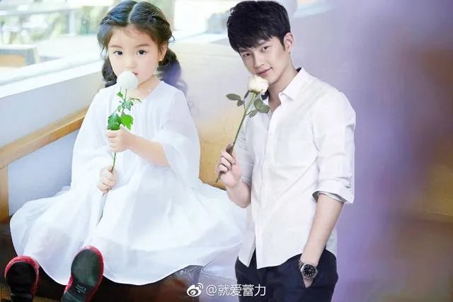 阿拉蕾(崔雅涵)是谁的女儿?