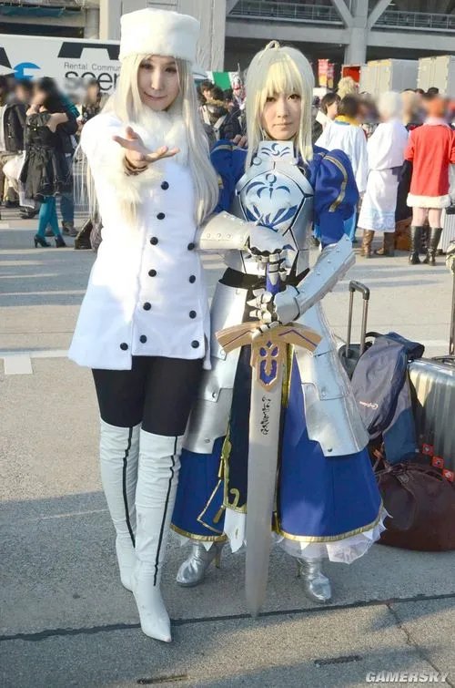 众豪乳重口齐上阵！C81同人志盛会震撼COS赏