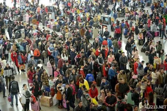 来不及了快上车！盘点春运期间全国十大最拥挤火车站
