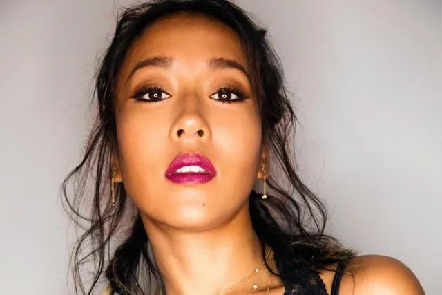 吉克隽逸为啥叫王隽逸？