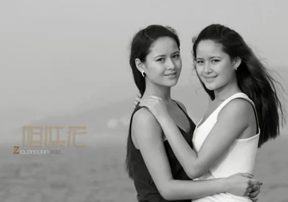 曝努内的女儿写真照  《深度观察》讲述不凡人生