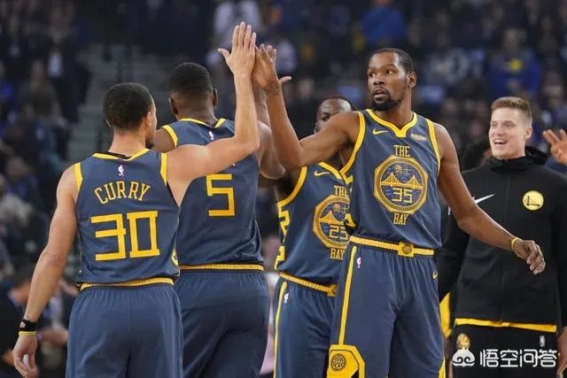 勇士胜掘金，湖人胜公牛，雷霆输老鹰，你认为西部赛区未来的排名会怎样？