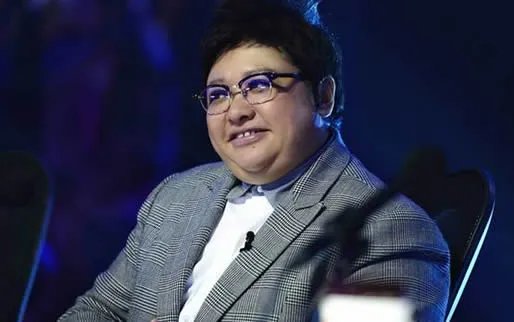 韩红个人资料简介祖籍：来看看韩红年轻瘦的照片