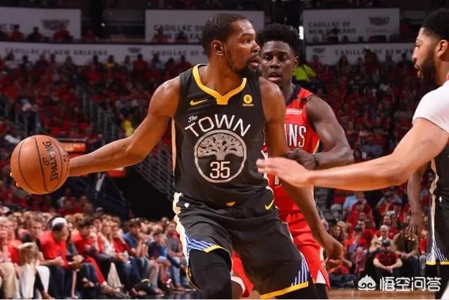 同样是狂砍38分，为何老詹和杜兰特的待遇却是天差地别？