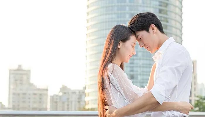 天蝎座男人的爱情观 天蝎座男人对待感情的态度