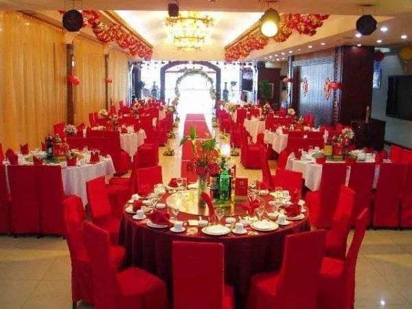 办婚宴酒席多少钱一桌