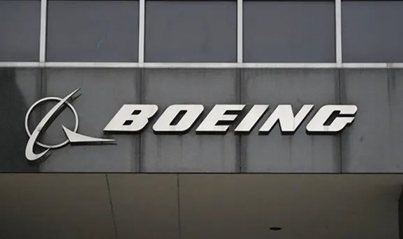 波音737装警示灯 添加安全功能