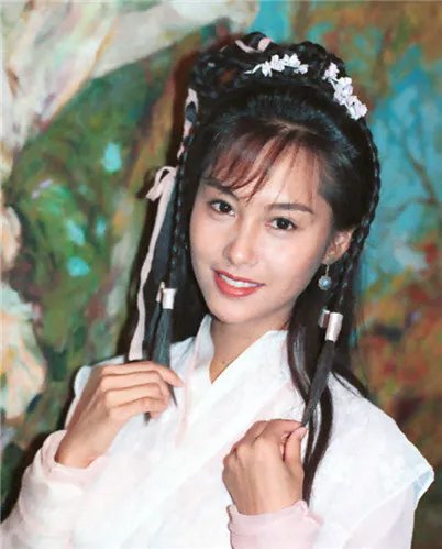 黄蓉的秘密是什么？ 详解小龙女身世之谜