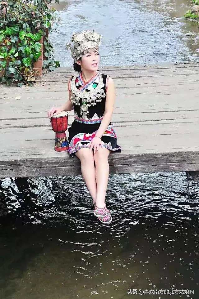 丽江购物最有特色的是些什么呢?